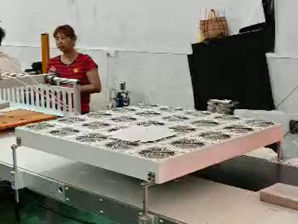 买球赛官网排行十佳平台_买球赛（中国）机械生产礼品盒